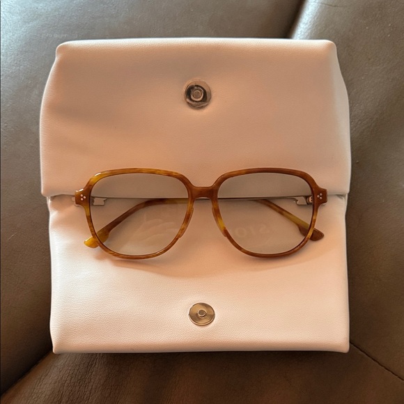 Stylish Brown Eyeglasses